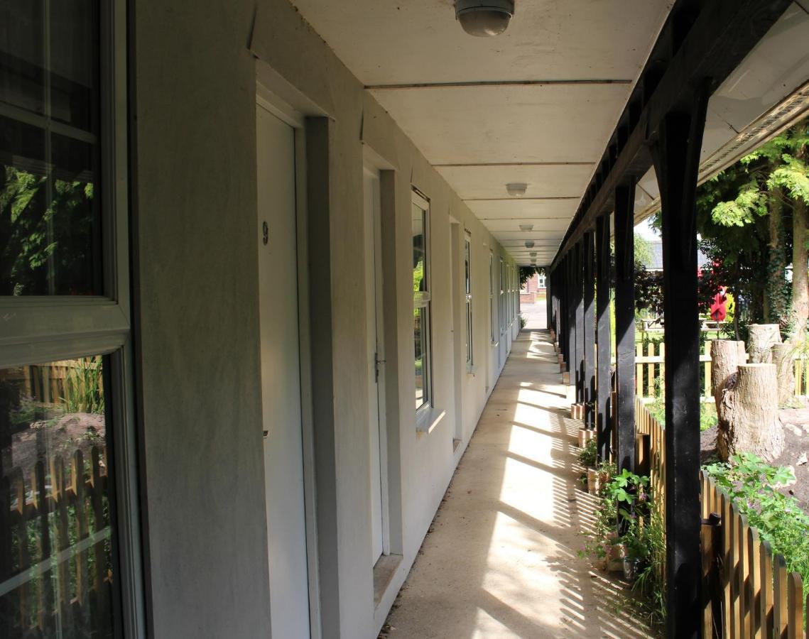 The Lord Byron Inn CBG Exterior foto